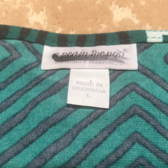 Maternity wrap dress - Picture 3 of 4